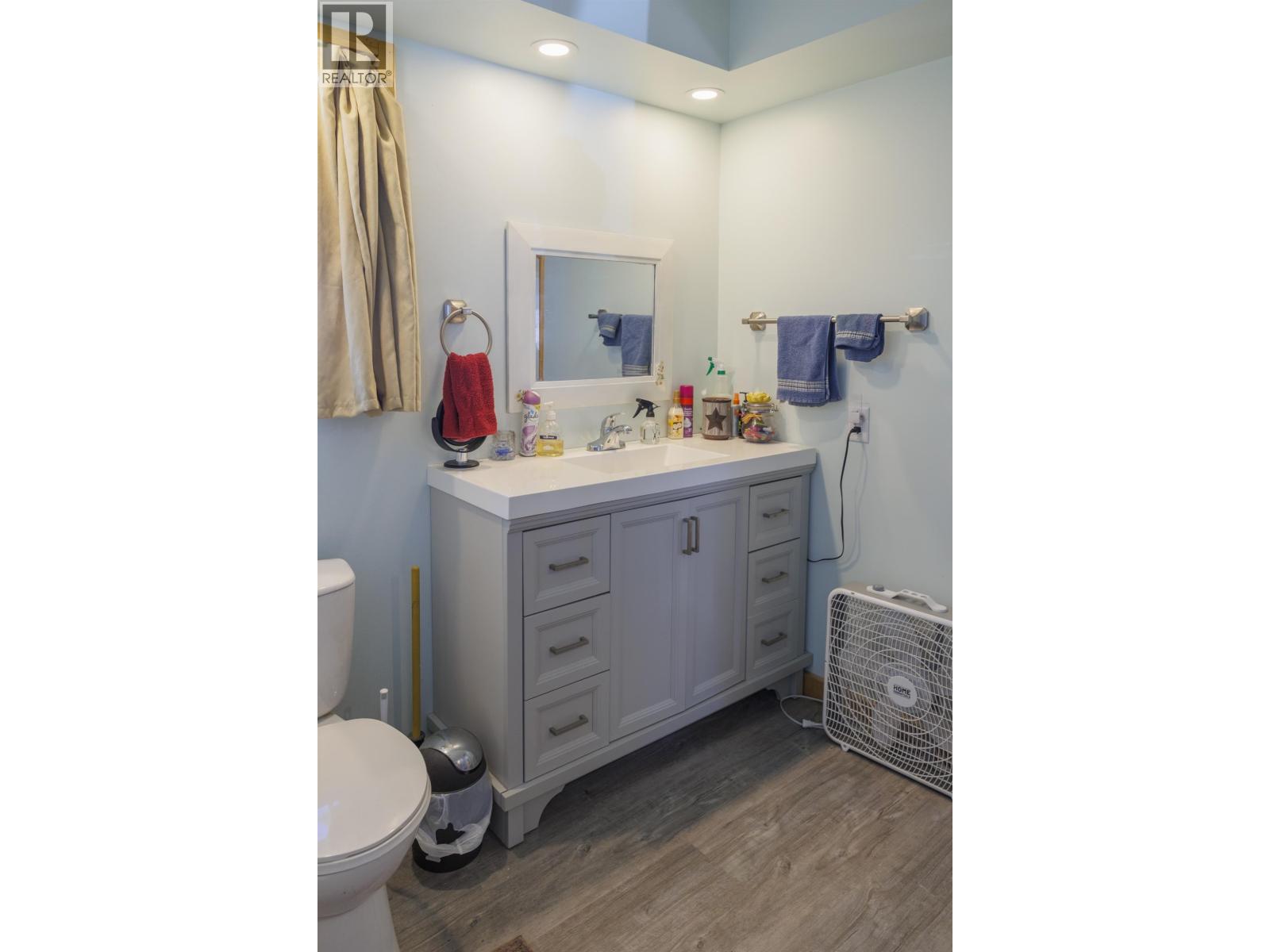 861 2ND AVENUE, McBride