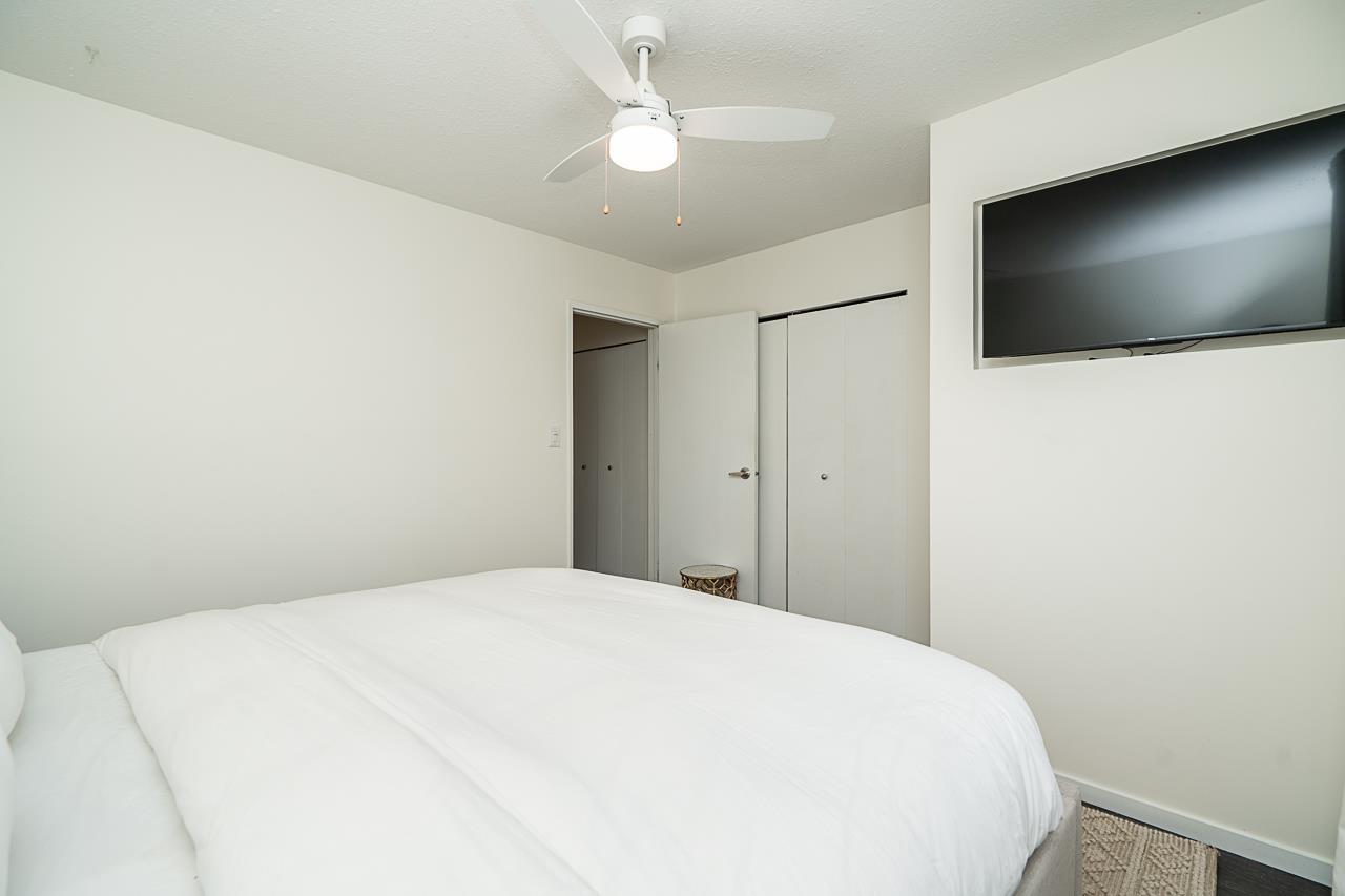 Photo 15 of 27564 31 B Avenue, Langley BC