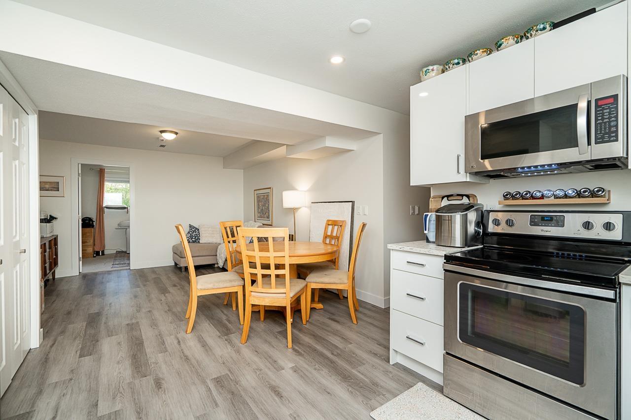Photo 23 of 27564 31 B Avenue, Langley BC