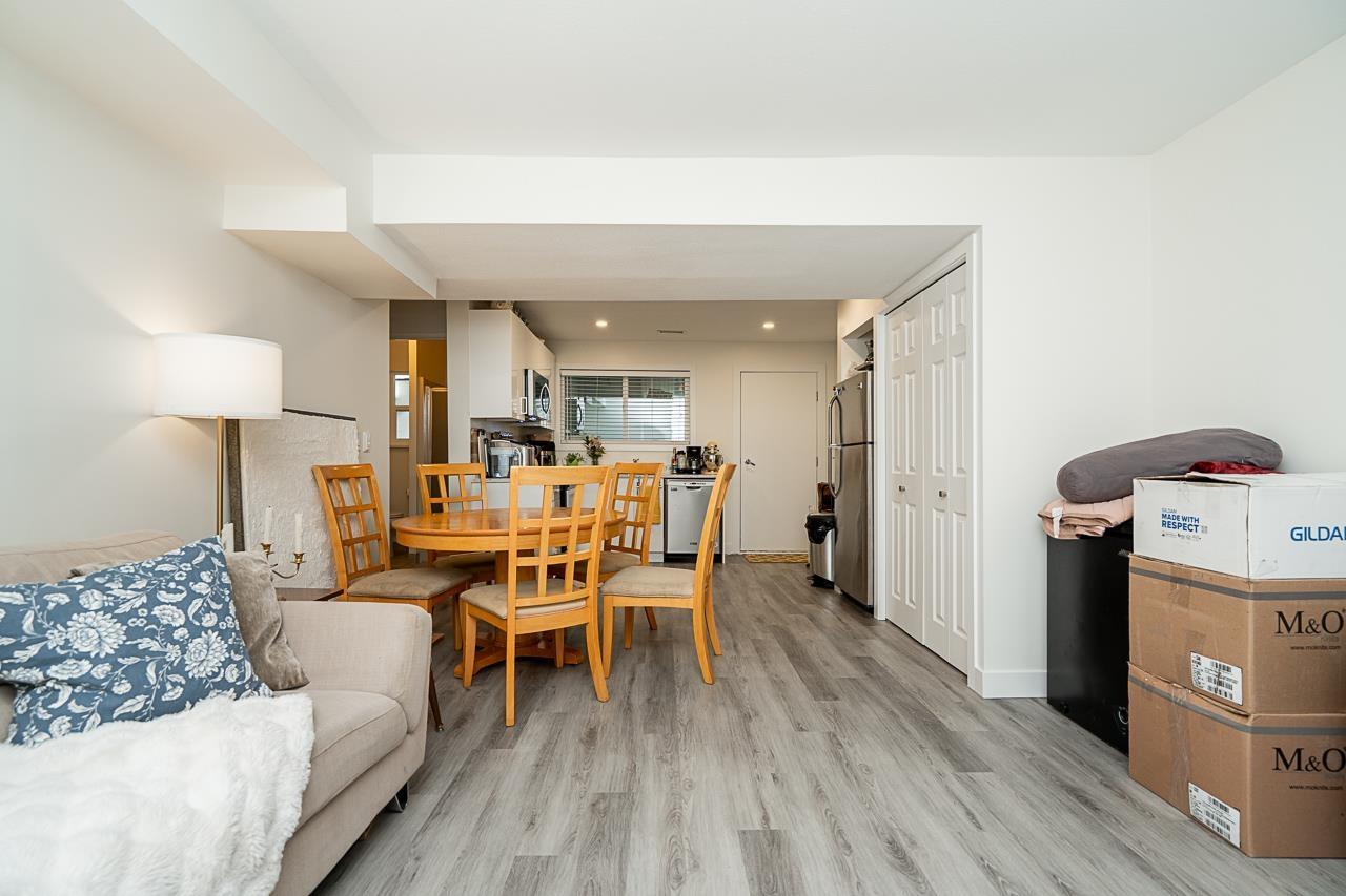 Photo 26 of 27564 31 B Avenue, Langley BC