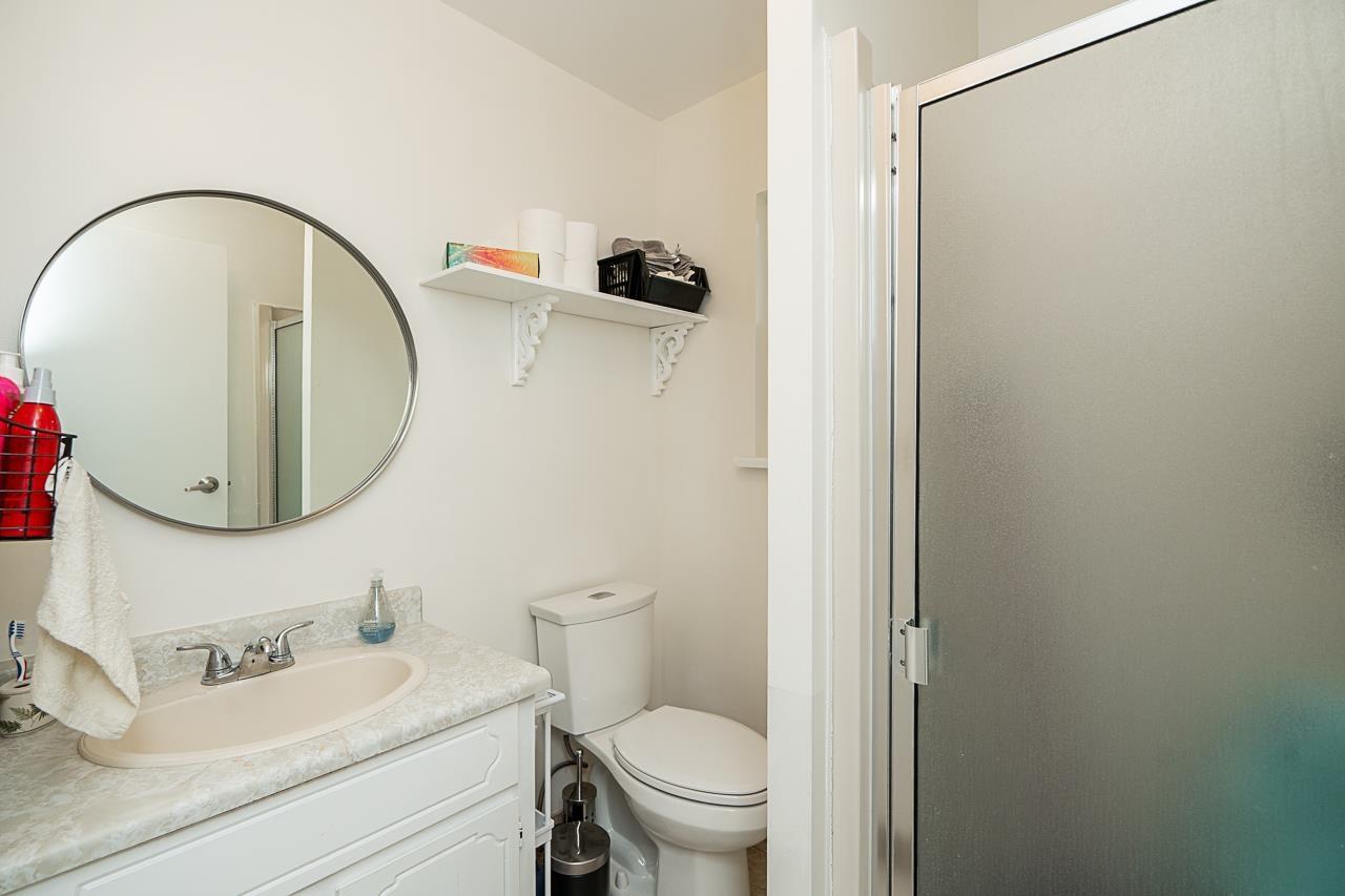 Photo 30 of 27564 31 B Avenue, Langley BC