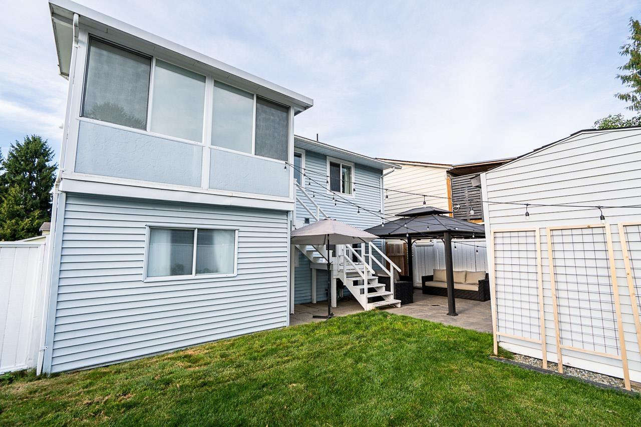 Photo 37 of 27564 31 B Avenue, Langley BC