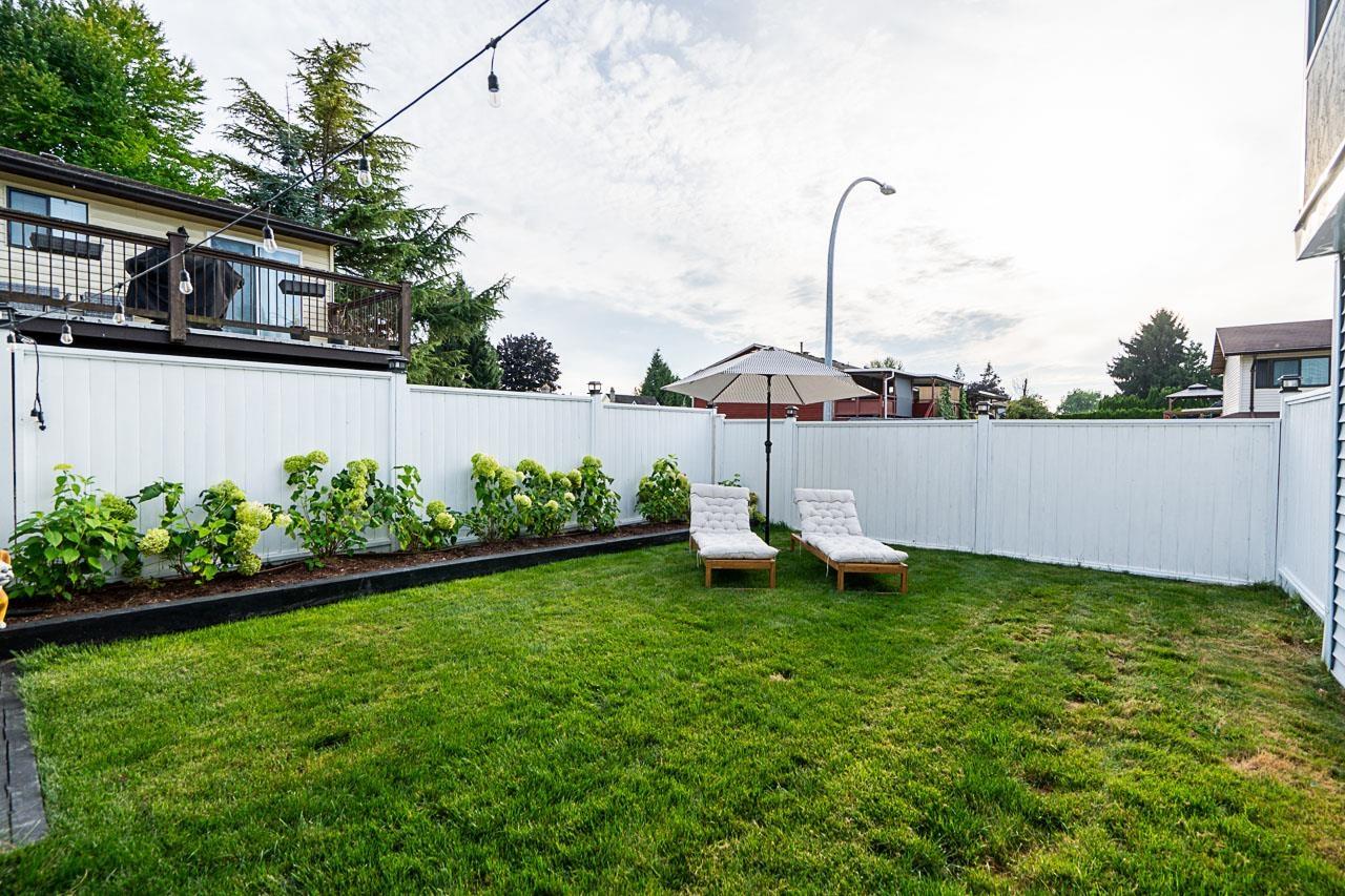 Photo 35 of 27564 31 B Avenue, Langley BC