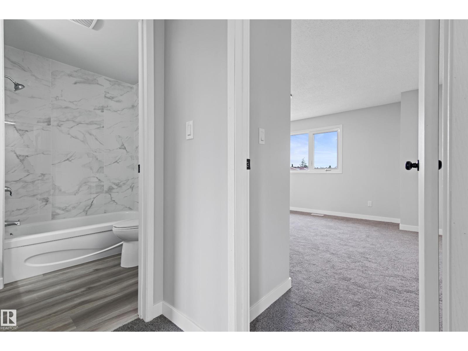 Photo 18 of 12 3115 119 St Nw, Edmonton AB