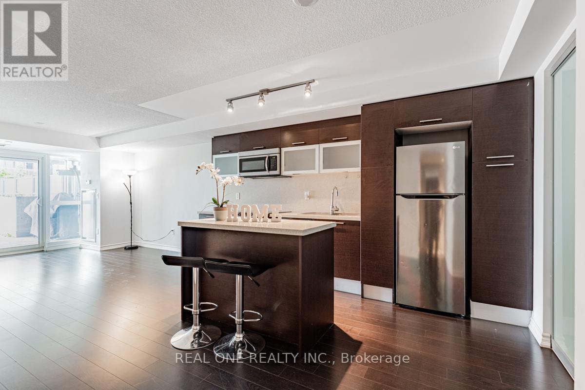 Photo 7 of 1408 386 Yonge Street, Toronto ON