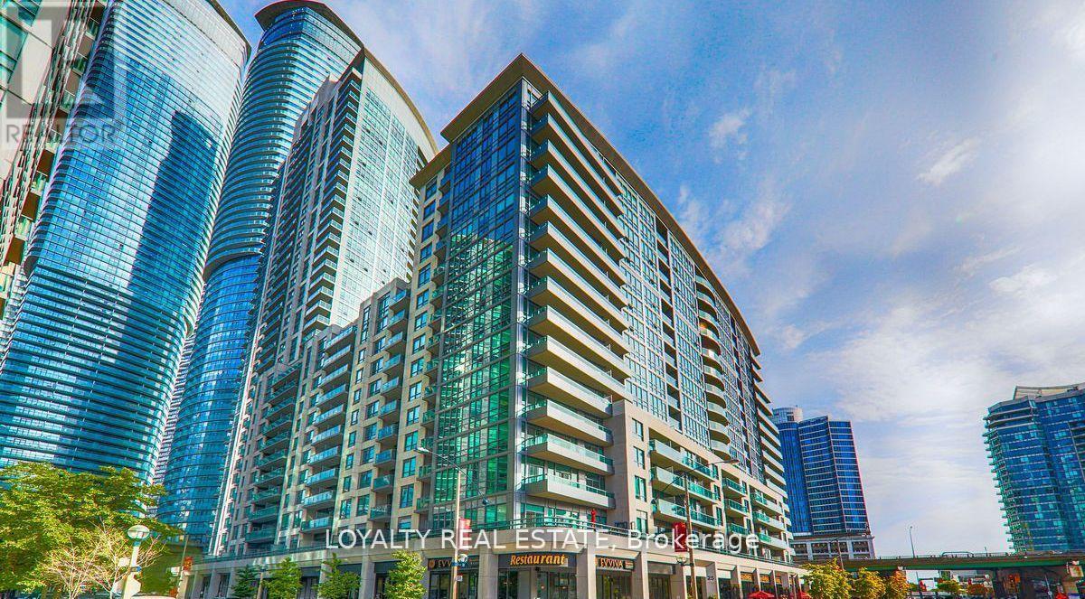 Photo 1 of 1909 19 Grand Trunk Crescent, Toronto ON