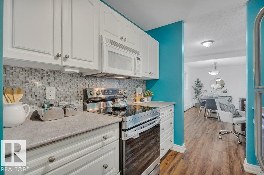 Photo 11 of 301 10511 19 Av Nw, Edmonton AB