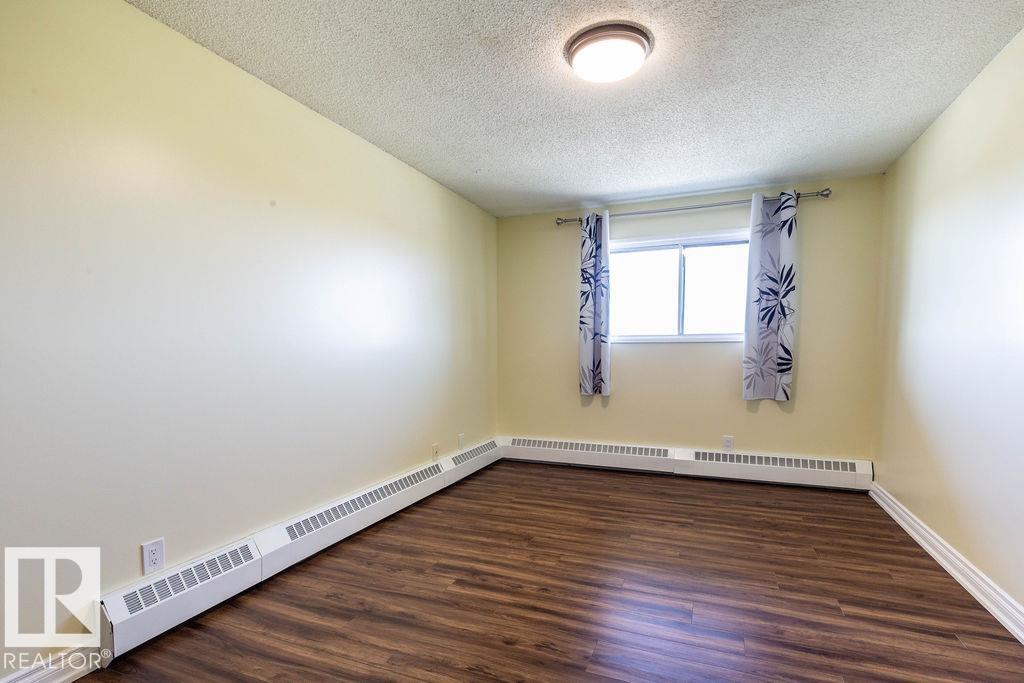 Photo 40 of 301 10511 19 Av Nw, Edmonton AB