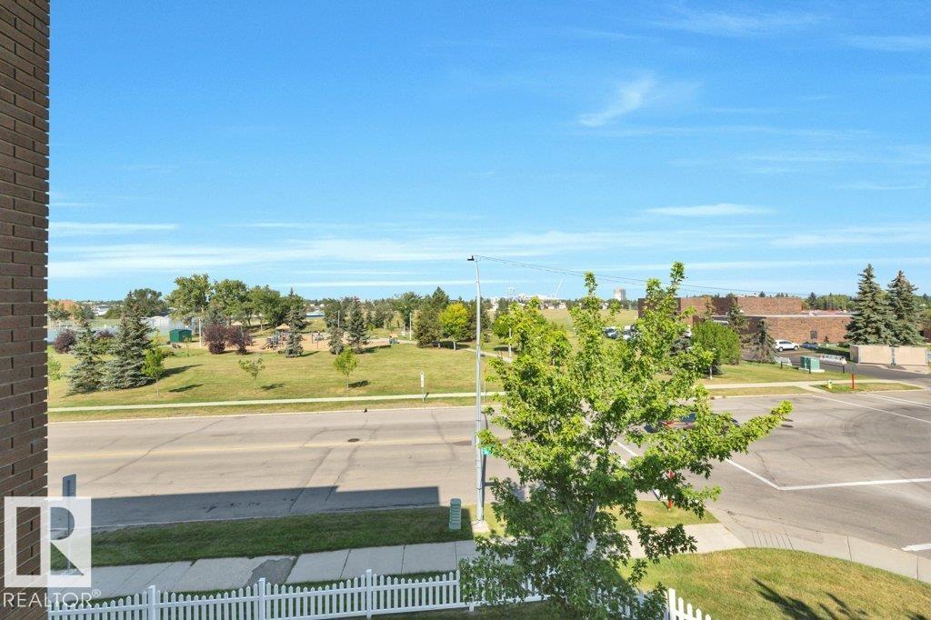 Photo 52 of 301 10511 19 Av Nw, Edmonton AB