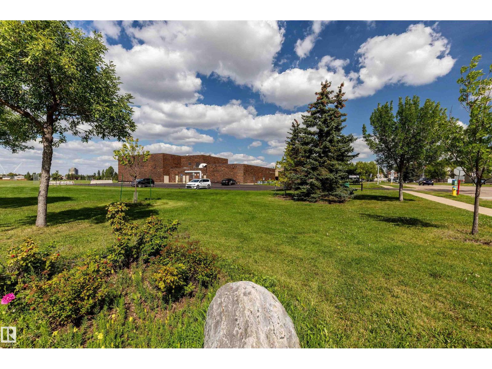 Photo 48 of 301 10511 19 Av Nw, Edmonton AB