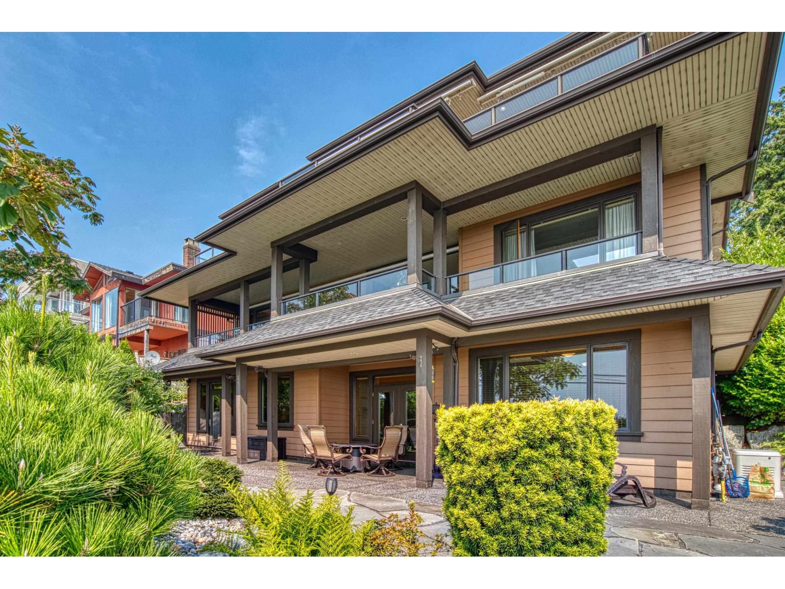 15357 COLUMBIA AVENUE, White Rock
