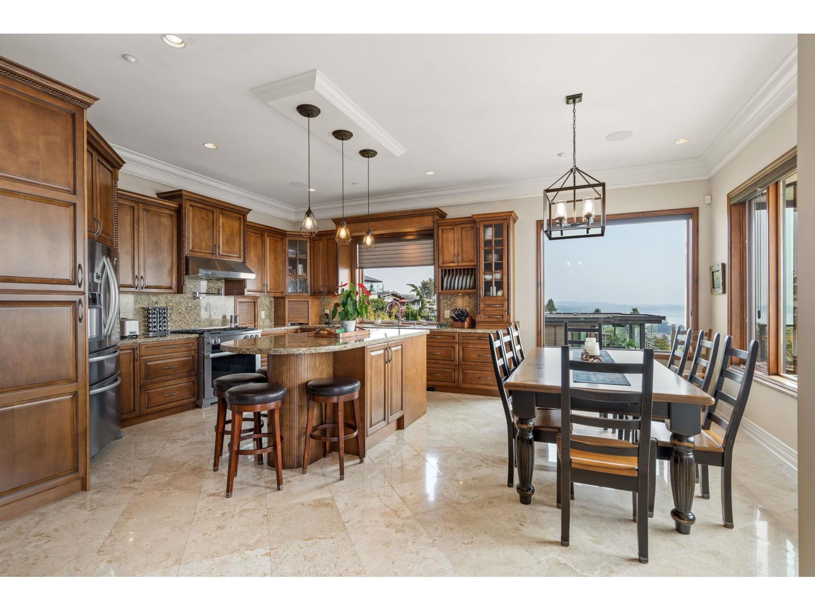 15357 COLUMBIA AVENUE, White Rock
