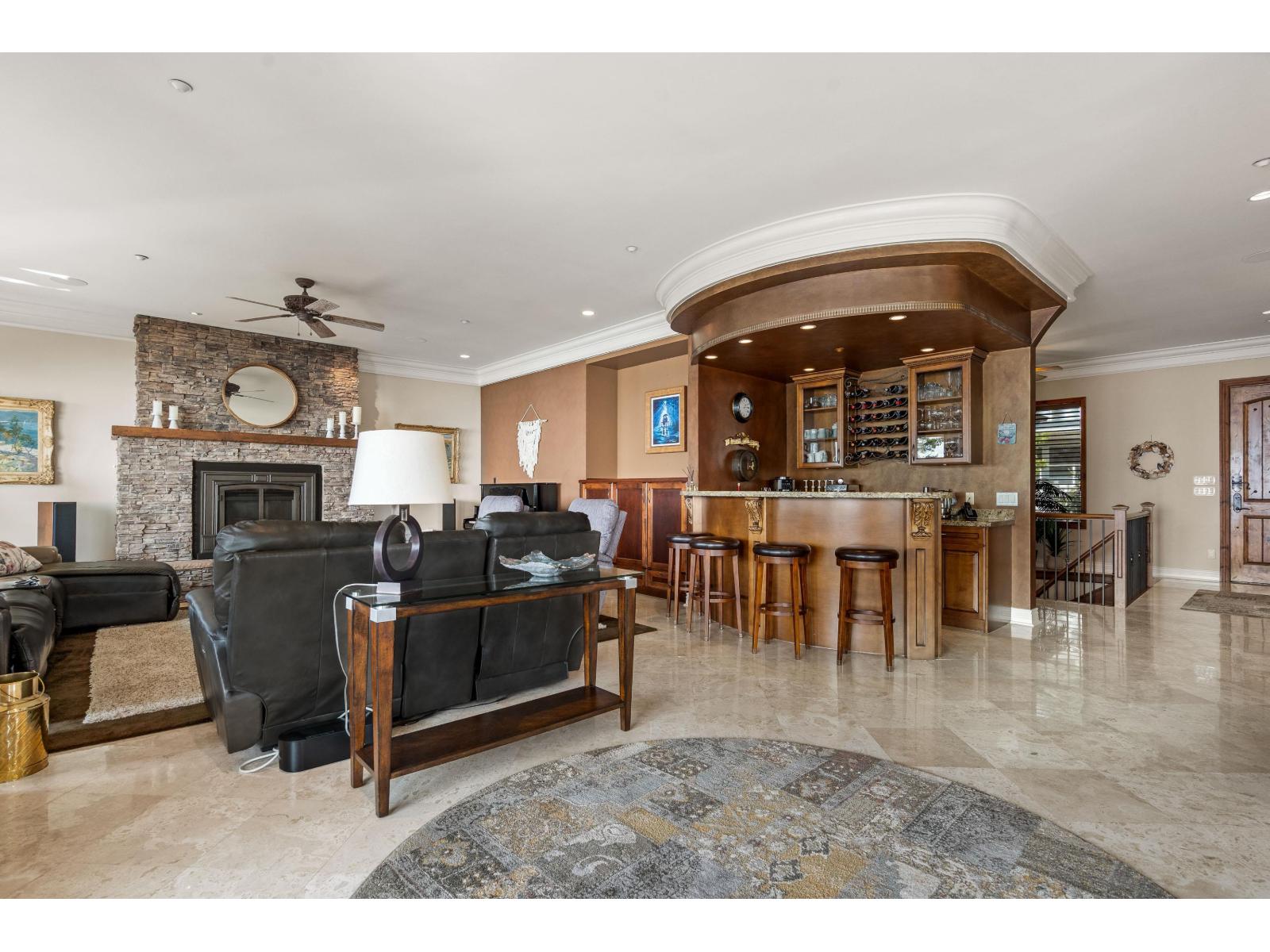 15357 COLUMBIA AVENUE, White Rock