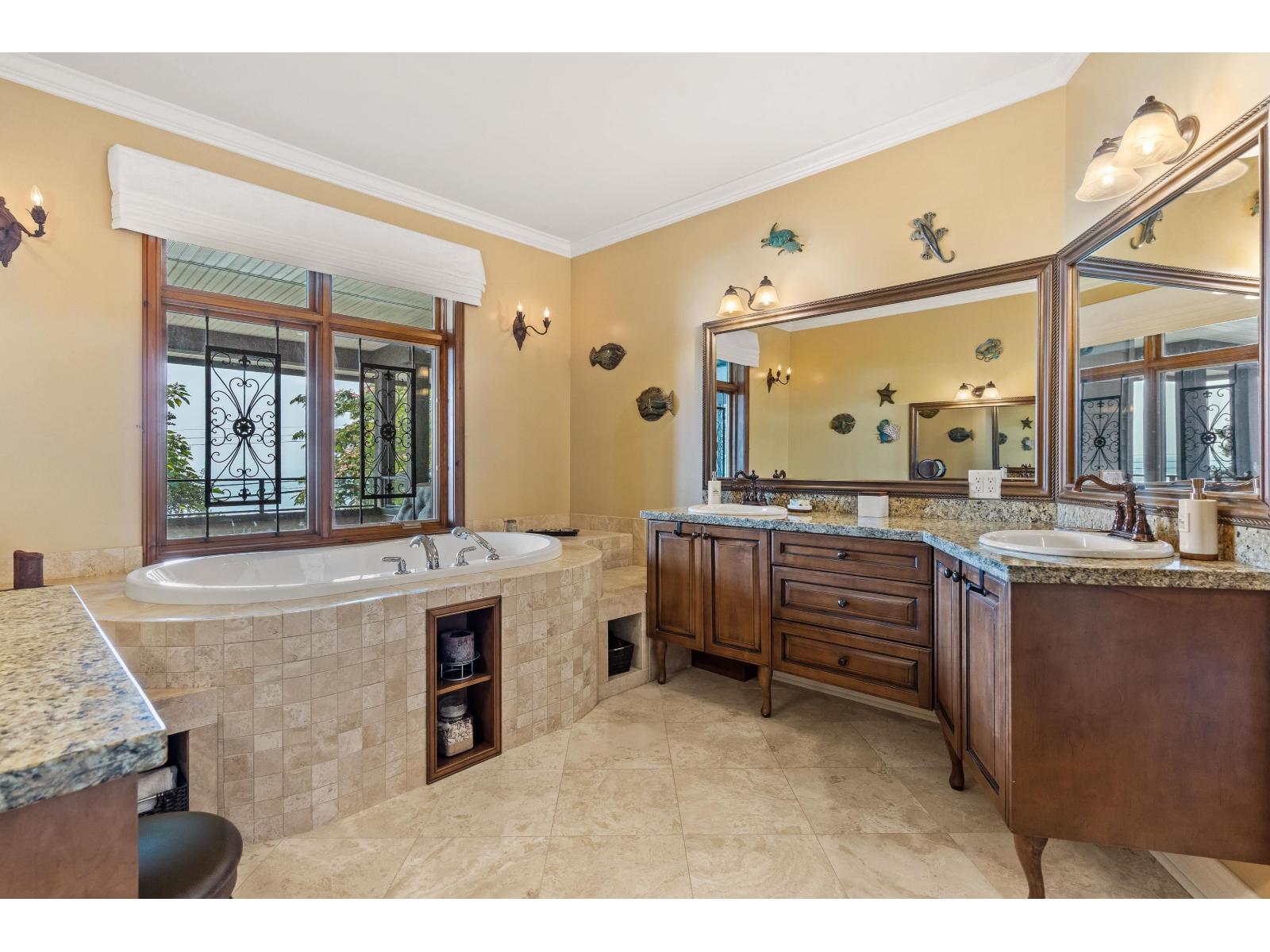 15357 COLUMBIA AVENUE, White Rock
