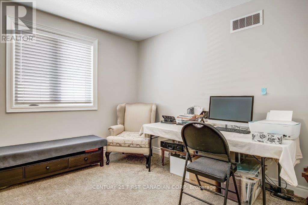 Photo 19 of 2608 Holbrook Drive, London South ON