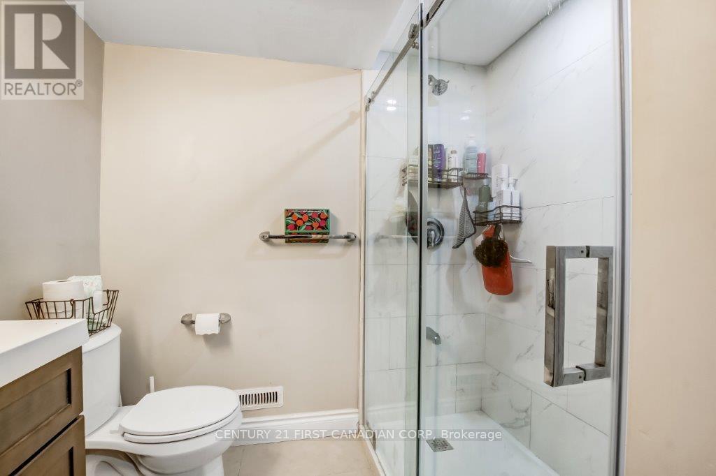 Photo 28 of 2608 Holbrook Drive, London South ON