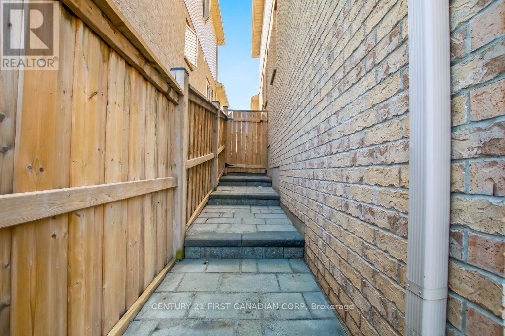 Photo 31 of 2608 Holbrook Drive, London South ON