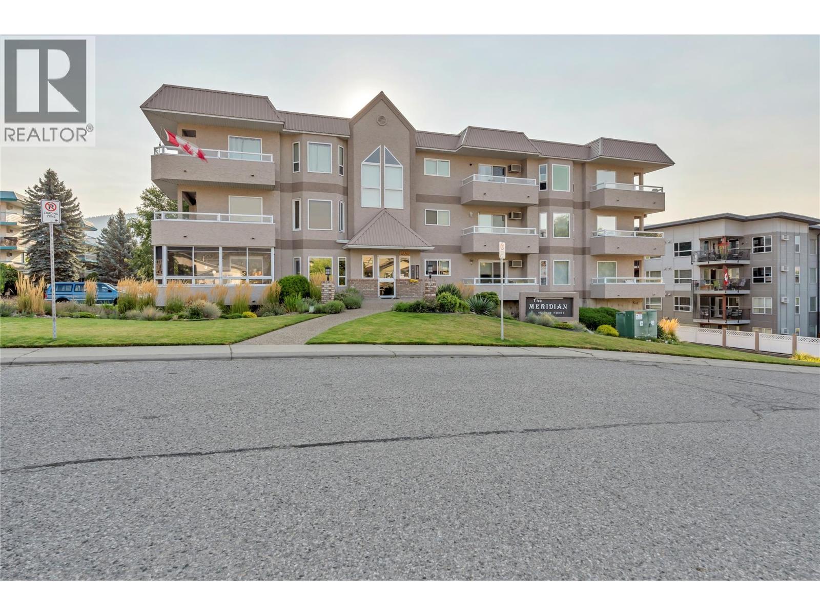 305 102 Van Horne Street, Penticton