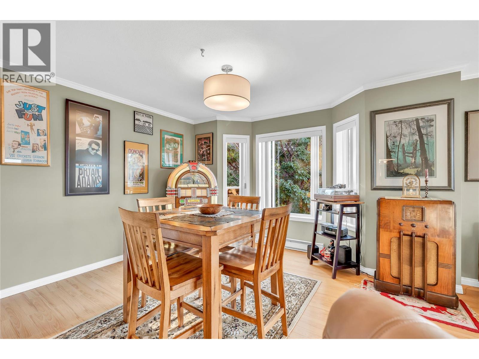305 102 Van Horne Street, Penticton