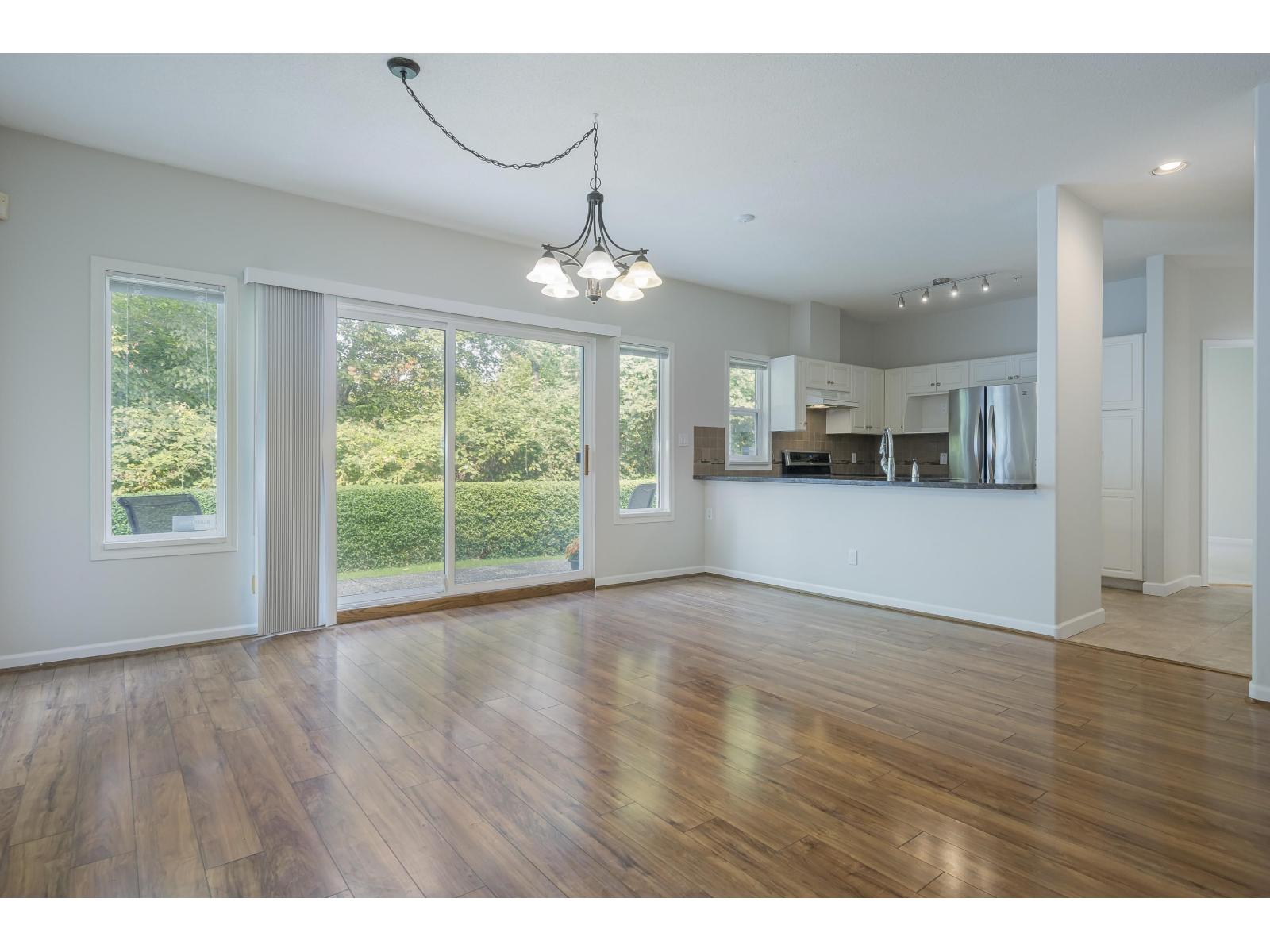 Photo 13 of 72 21579 88 B Avenue, Langley BC