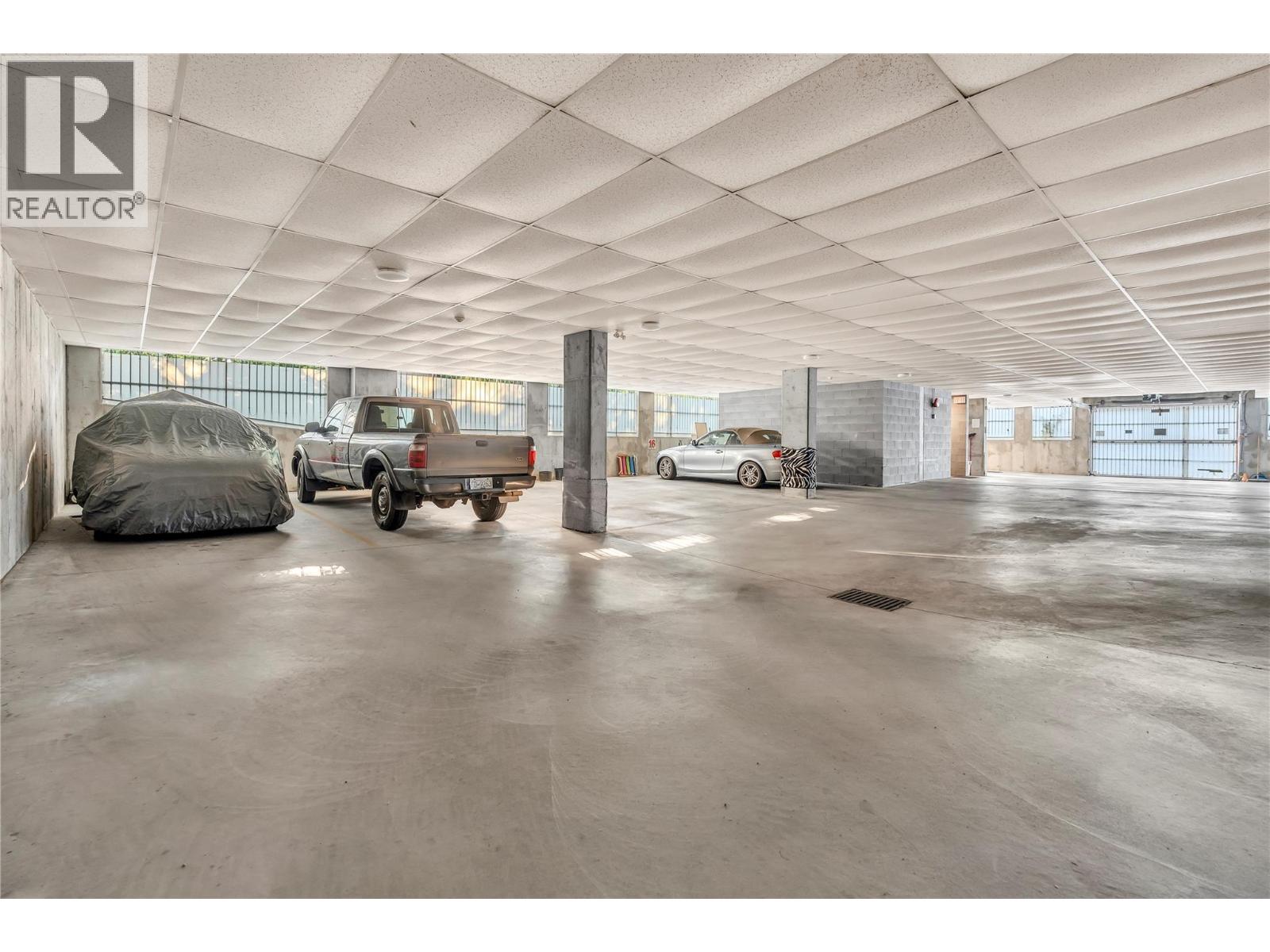 305 102 Van Horne Street, Penticton