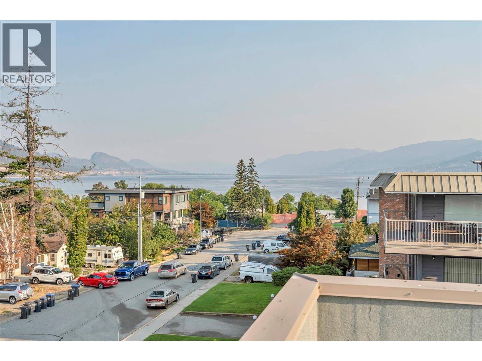305 102 Van Horne Street, Penticton