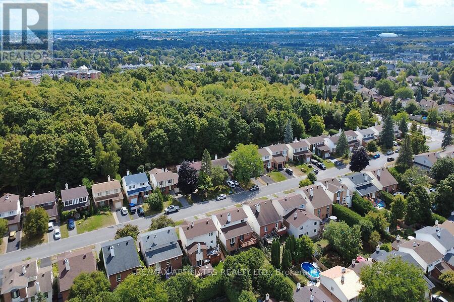 Photo 39 of 23 Tamblyn Crescent, Ottawa ON
