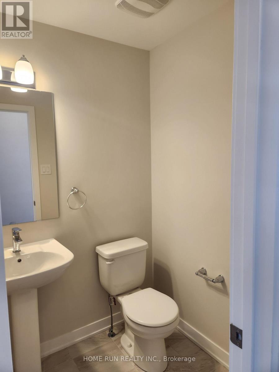Photo 14 of 2499 Watercolours Way, Ottawa ON