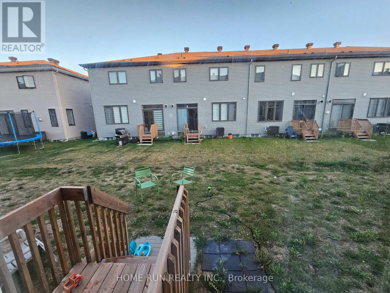 Photo 17 of 2499 Watercolours Way, Ottawa ON