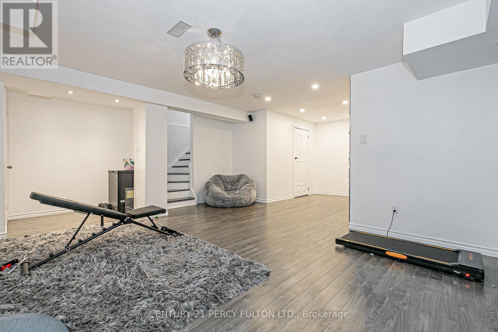 Photo 35 of 29 Vettese Court, Markham ON