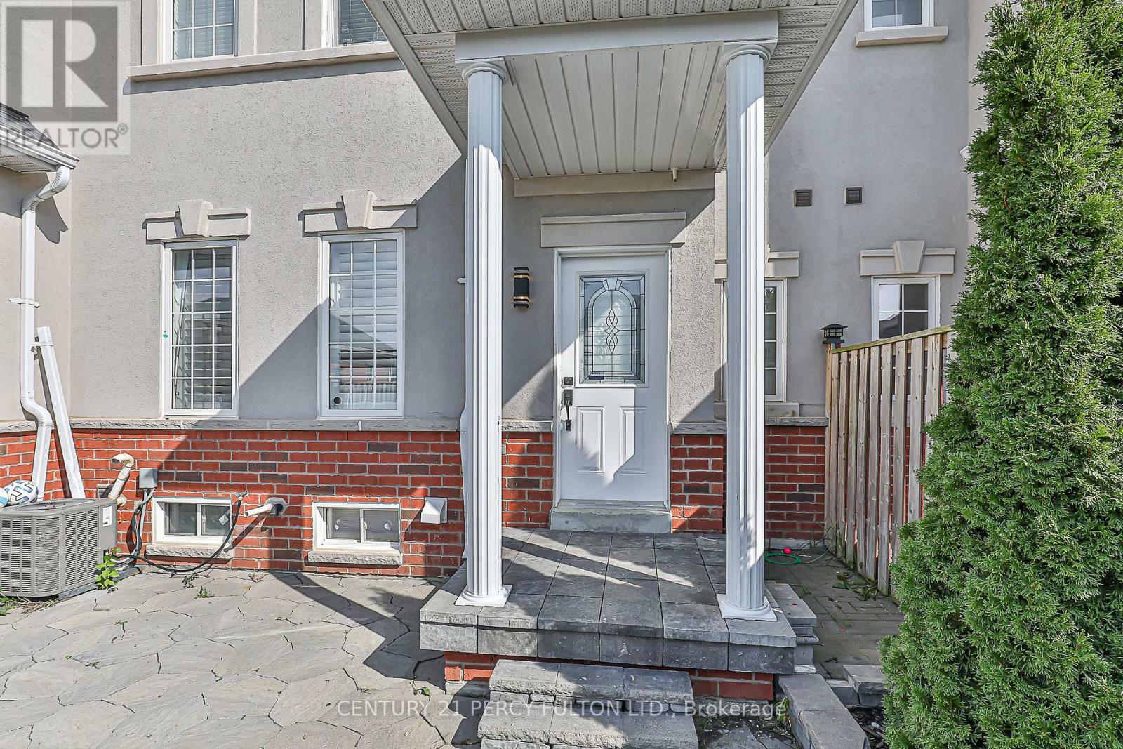 Photo 45 of 29 Vettese Court, Markham ON