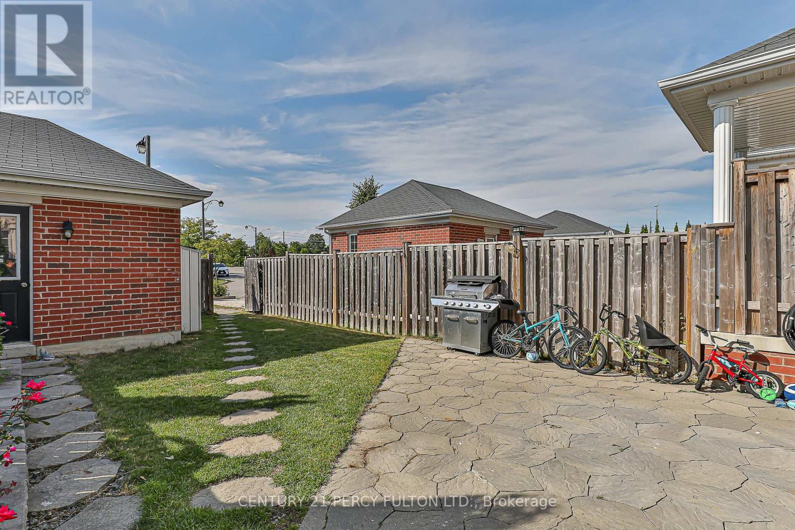 Photo 46 of 29 Vettese Court, Markham ON