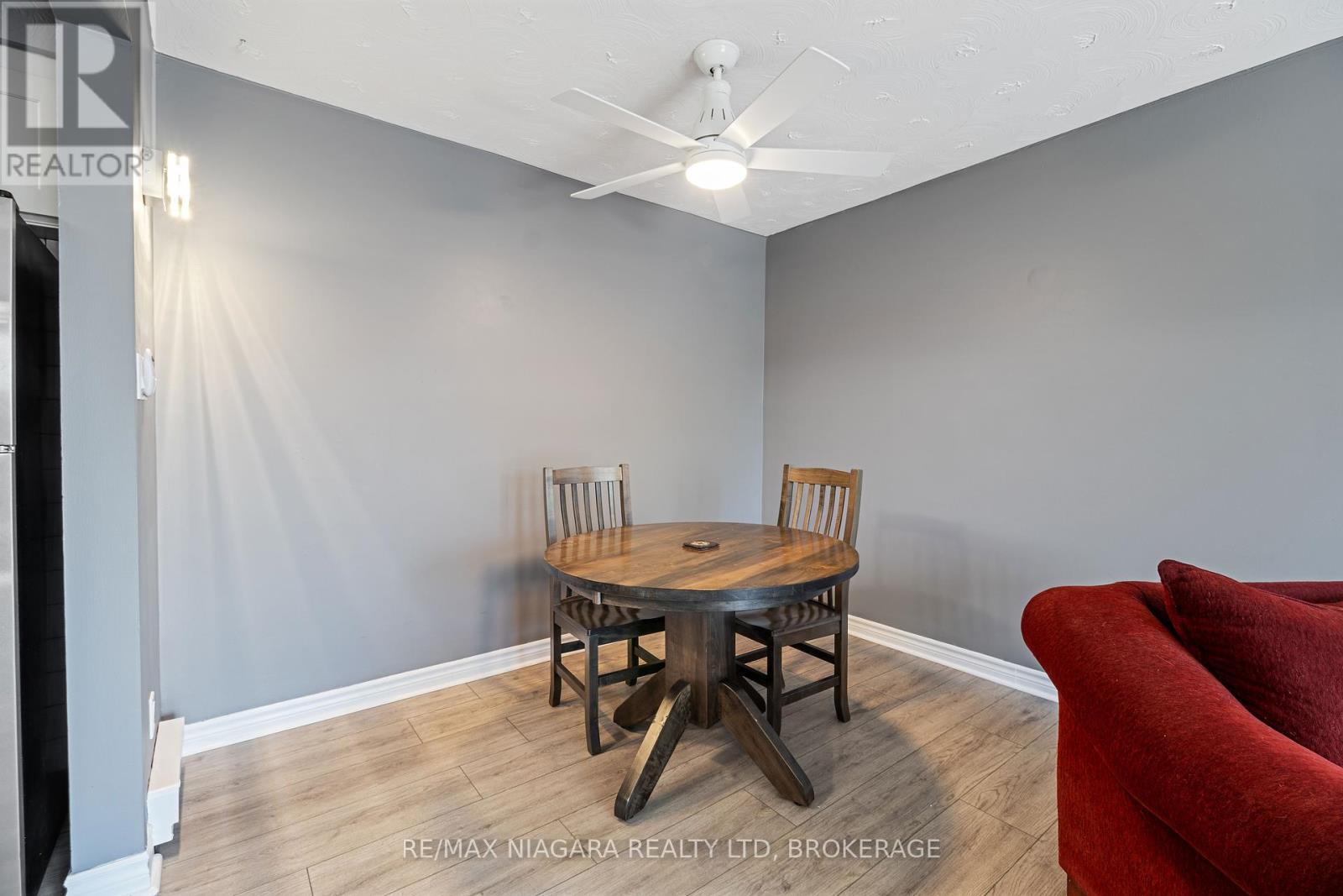 Photo 7 of 302 78 Welland Street N, Thorold ON