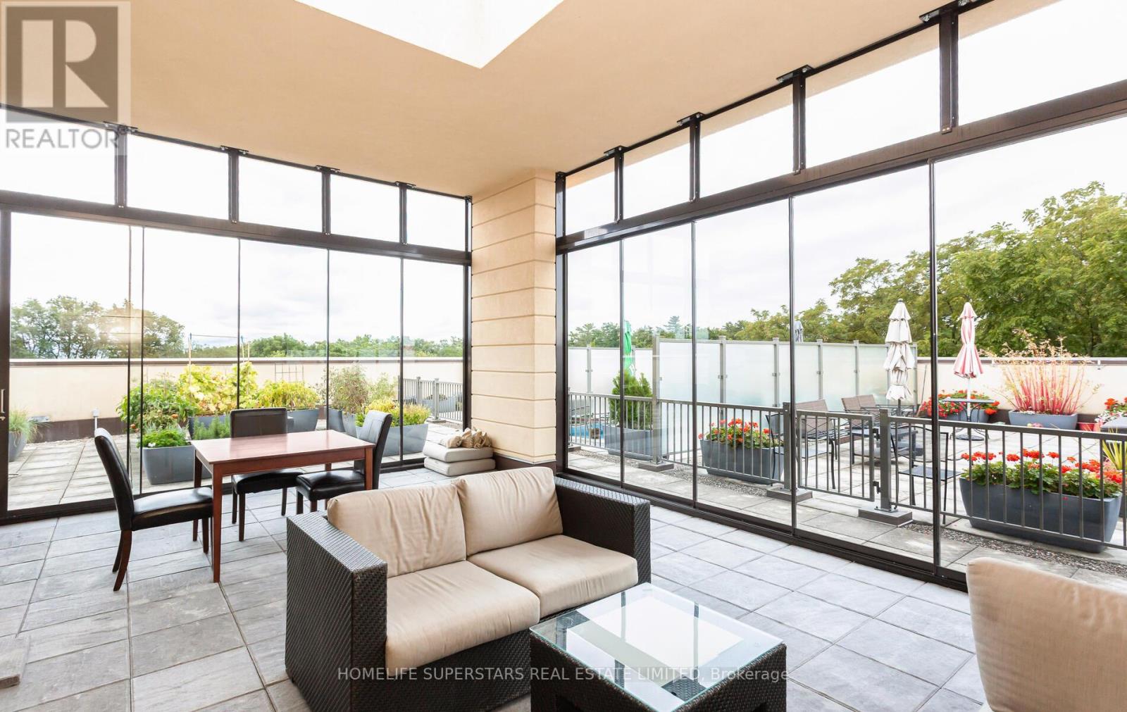 Photo 48 of 302 205 Lakeshore Road W, Oakville ON