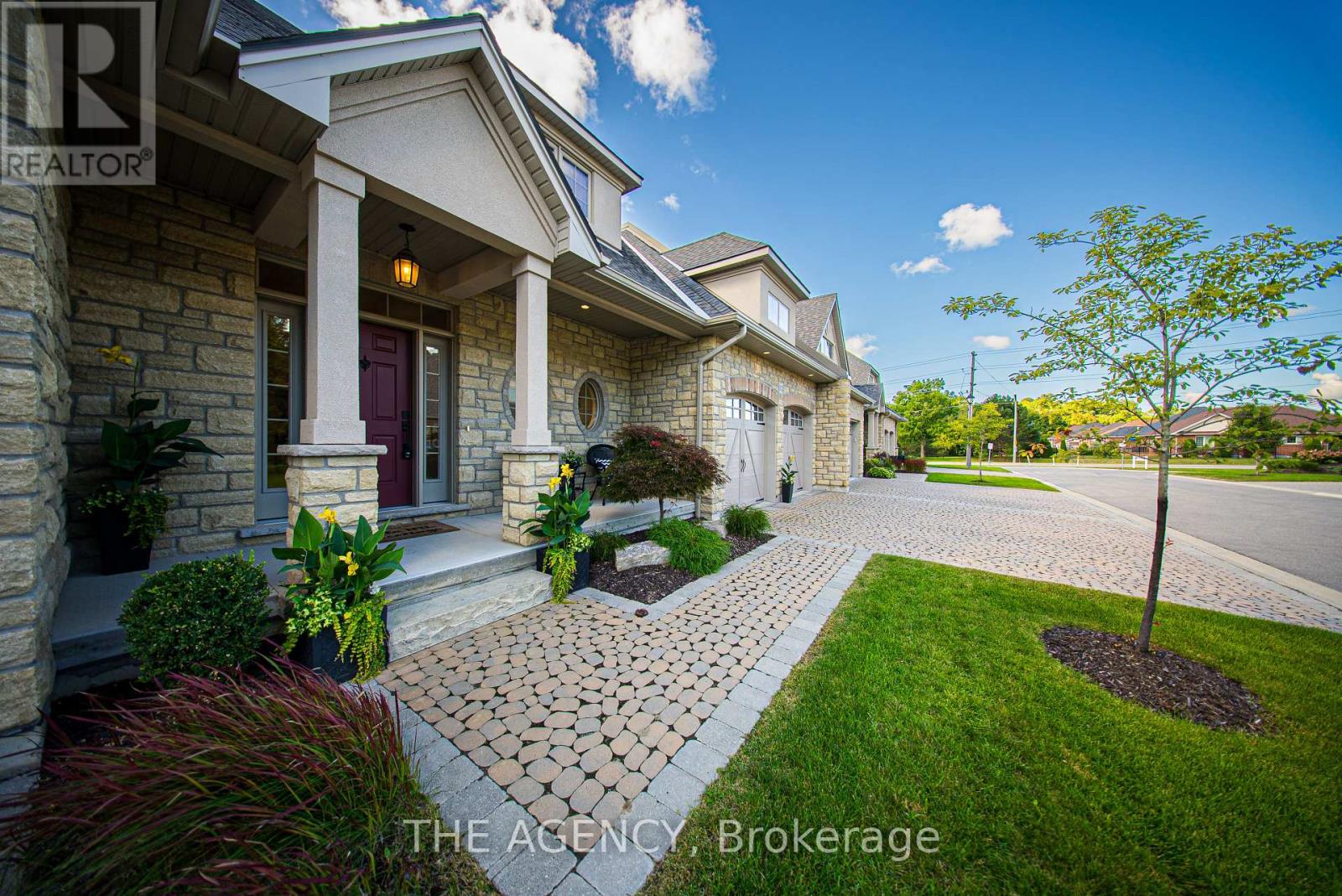 Photo 3 of 302 5 Wood Haven Drive, Tillsonburg ON