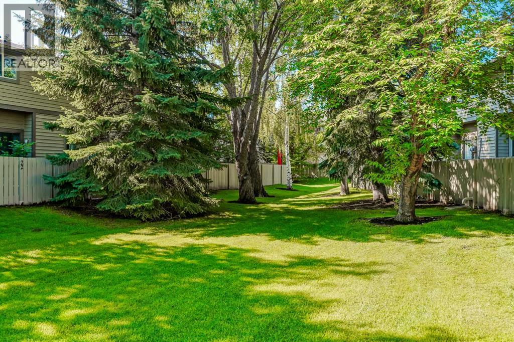 Photo 33 of 25 99 Midpark Gardens Se, Calgary AB