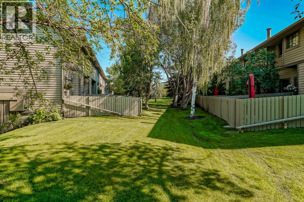 Photo 34 of 25 99 Midpark Gardens Se, Calgary AB