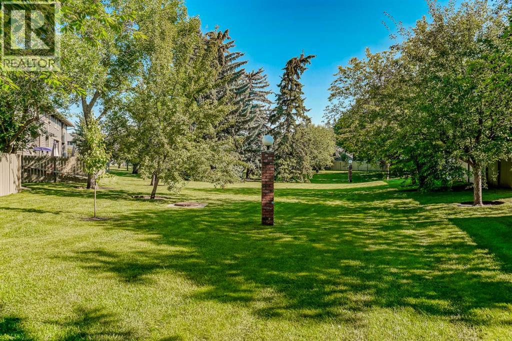 Photo 41 of 25 99 Midpark Gardens Se, Calgary AB