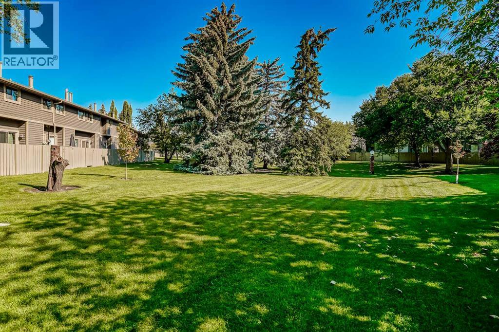 Photo 42 of 25 99 Midpark Gardens Se, Calgary AB
