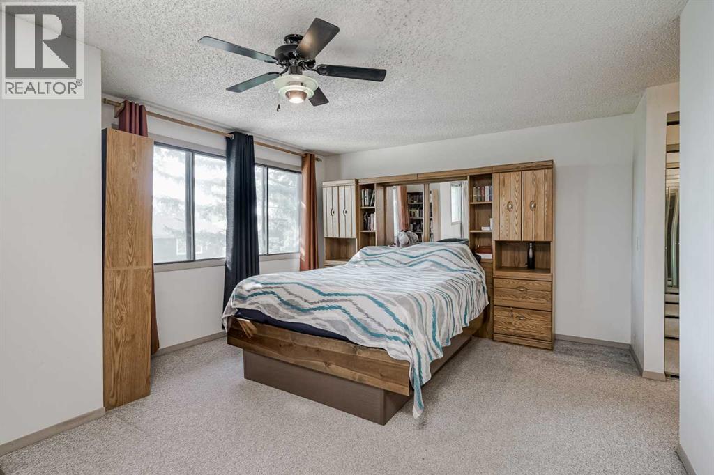 Photo 21 of 25 99 Midpark Gardens Se, Calgary AB