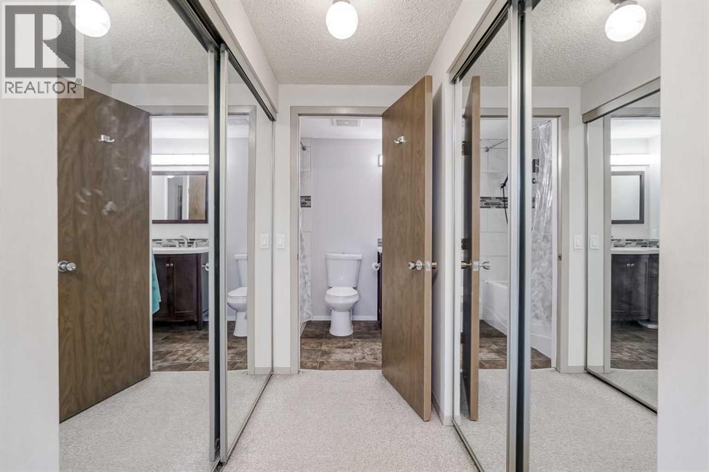 Photo 25 of 25 99 Midpark Gardens Se, Calgary AB