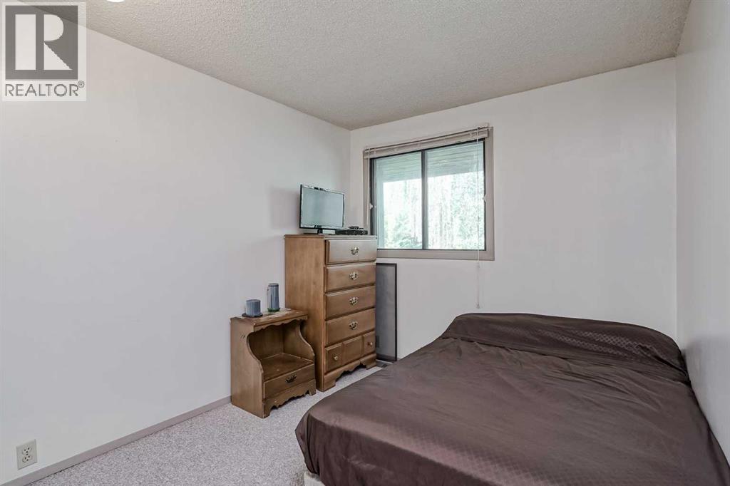 Photo 28 of 25 99 Midpark Gardens Se, Calgary AB