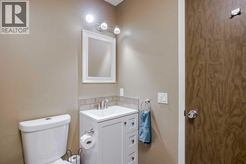 Photo 17 of 25 99 Midpark Gardens Se, Calgary AB