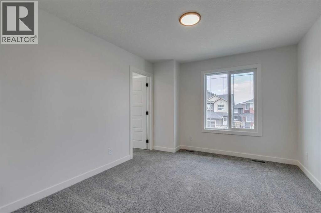 Photo 26 of 739 Langley Terrace Se, Airdrie AB