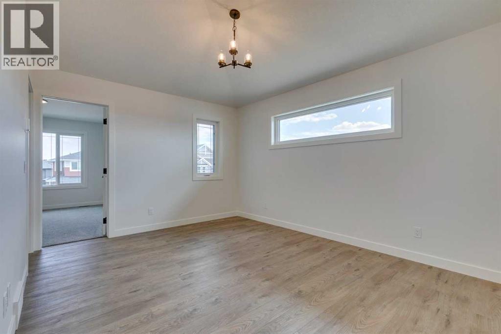 Photo 23 of 739 Langley Terrace Se, Airdrie AB