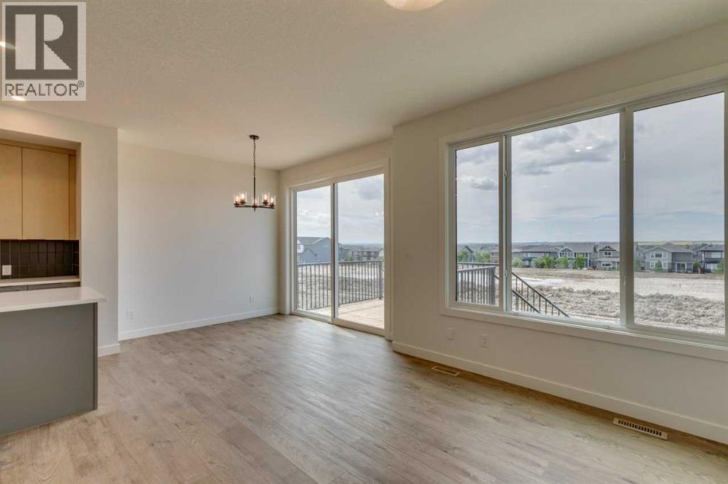 Photo 18 of 739 Langley Terrace Se, Airdrie AB
