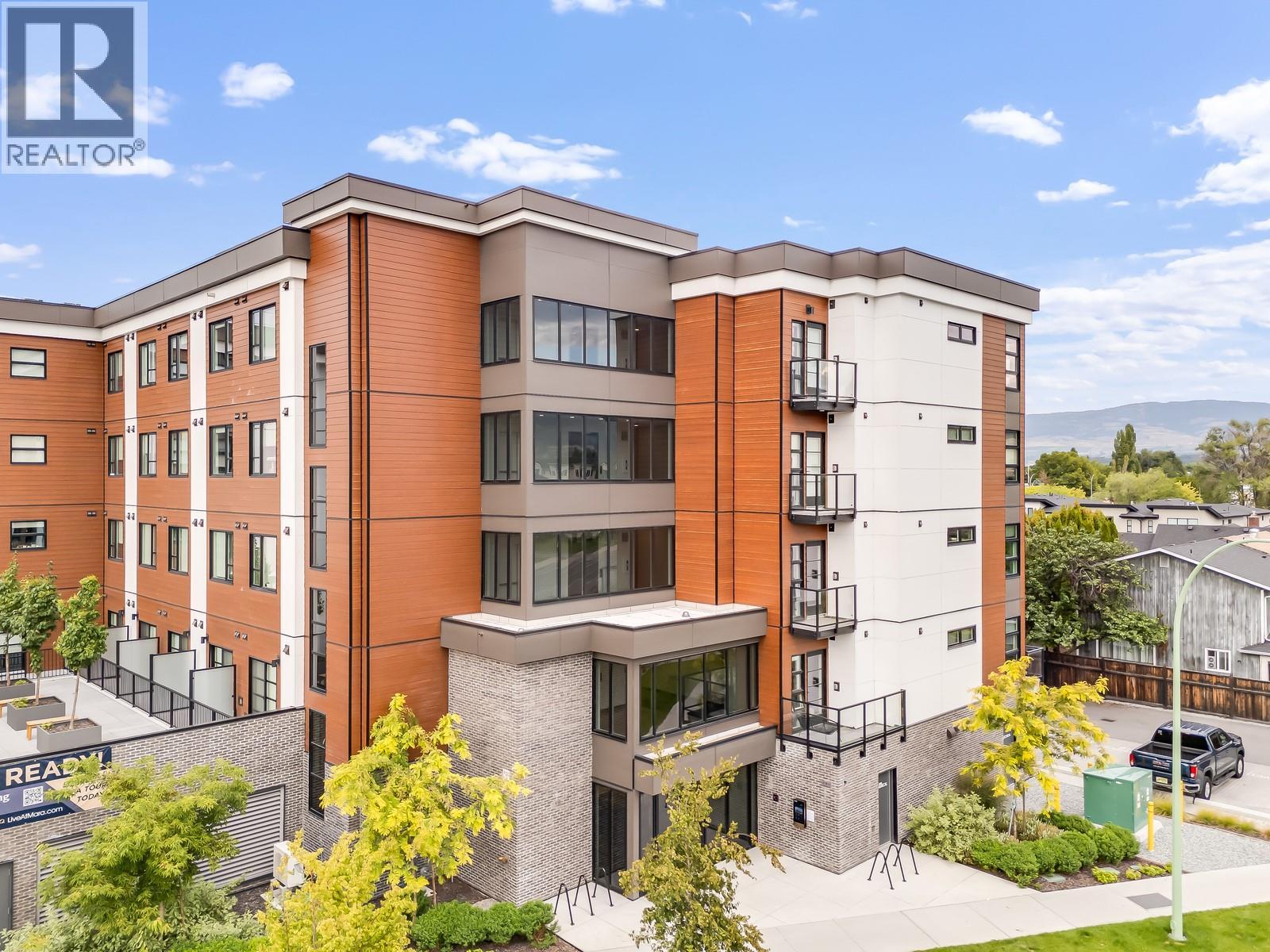 401 720 KLO Road, Kelowna