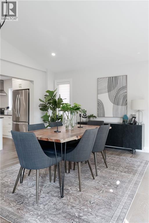 Photo 19 of 20 Mountain Park Avenue, Hamilton ON