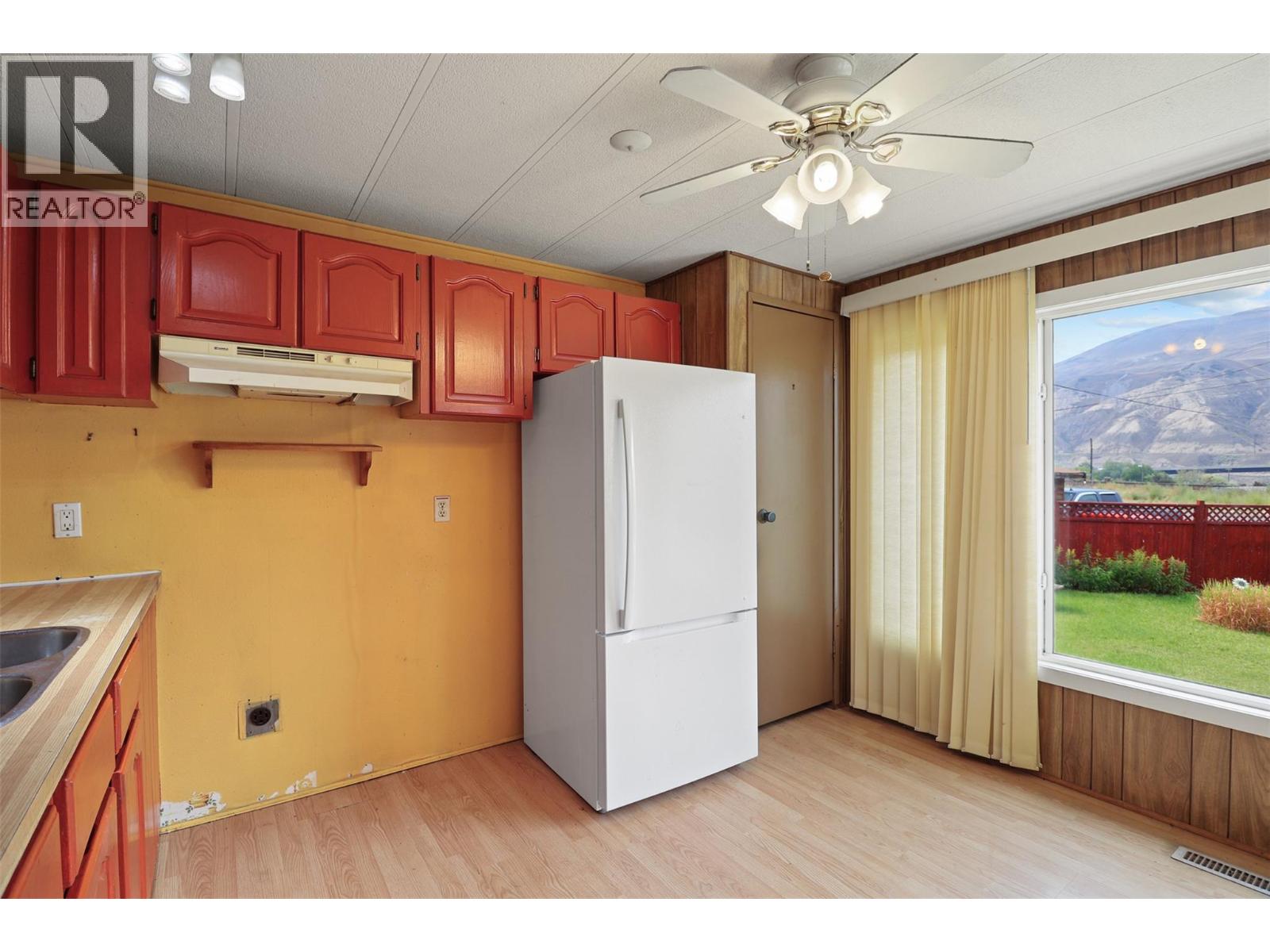 102 Barnes Road, Ashcroft