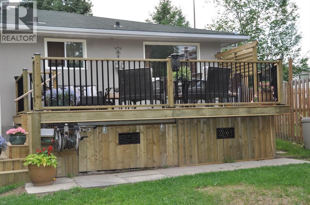 Photo 44 of 106 Hilltop Crescent, Fort Mcmurray AB